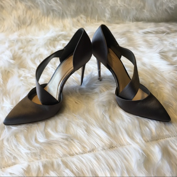 NWOT Imagine Vince Camuto Satin Oya Heels - Picture 6 of 7
